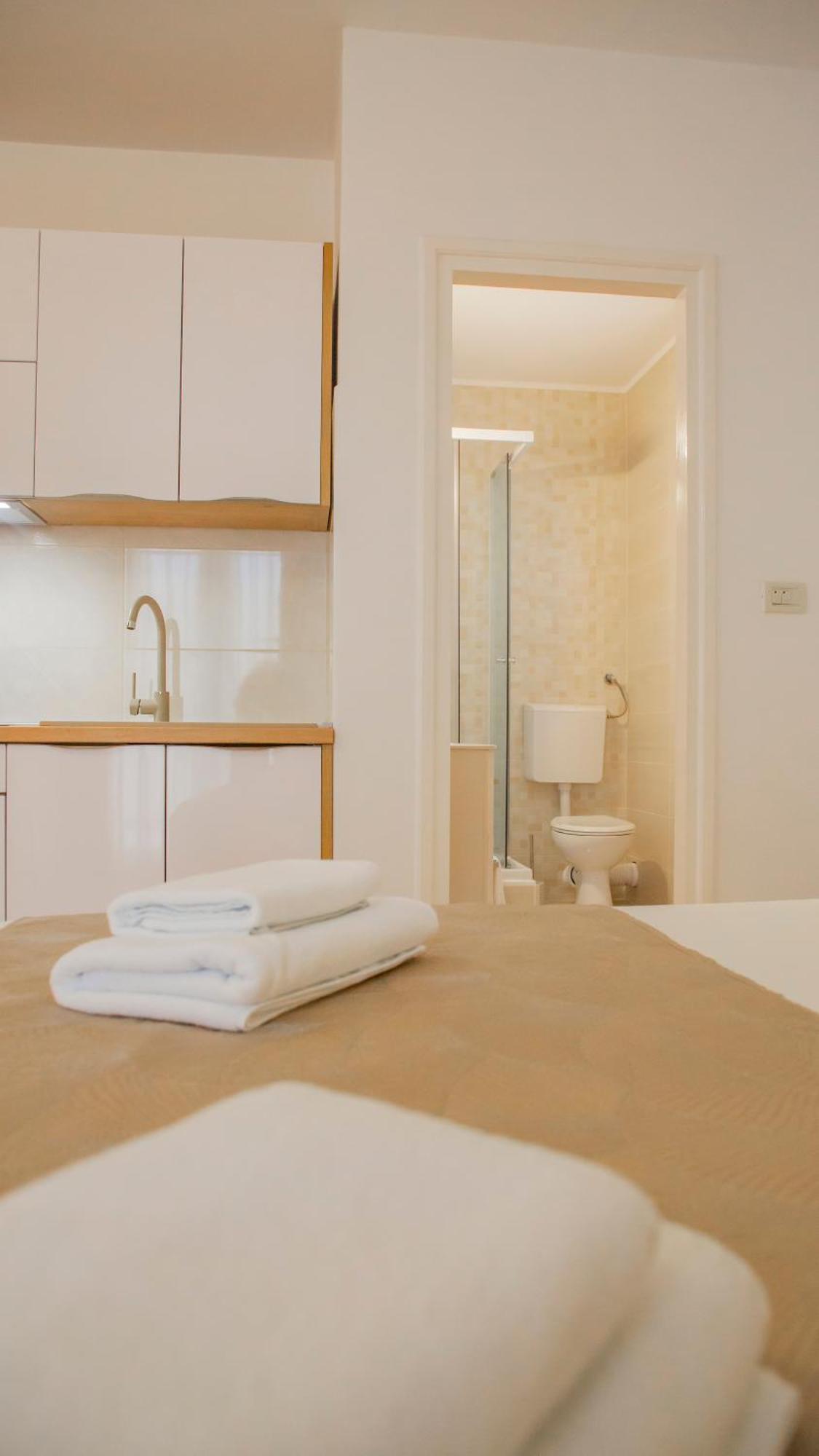 Baska Voda Apartments - Steps From The Beach, Free Parking, Central Location Exterior foto