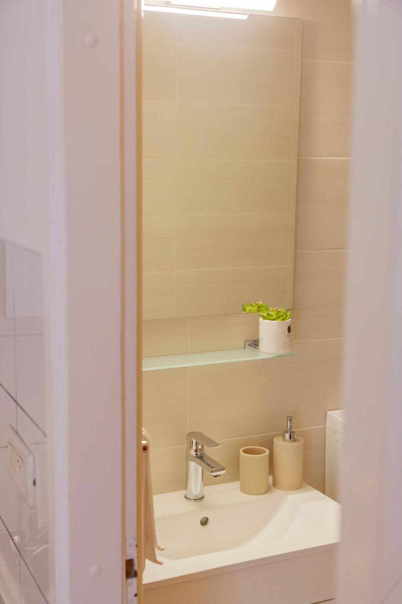 Baska Voda Apartments - Steps From The Beach, Free Parking, Central Location Exterior foto