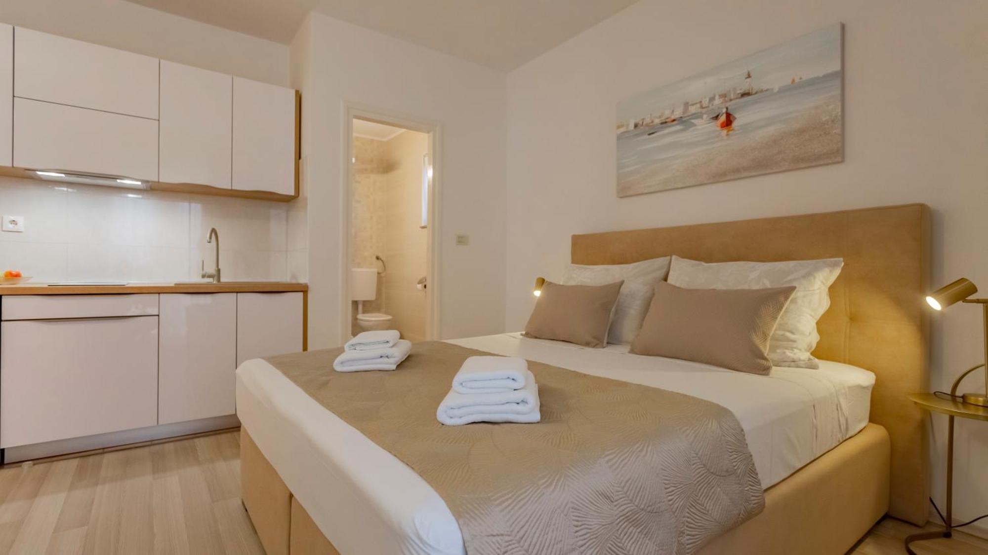 Baska Voda Apartments - Steps From The Beach, Free Parking, Central Location Exterior foto