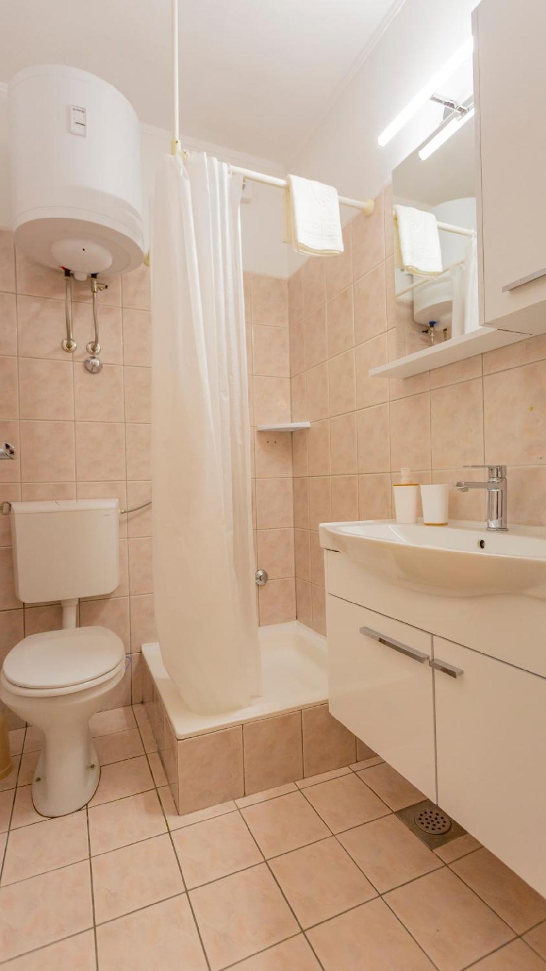 Baska Voda Apartments - Steps From The Beach, Free Parking, Central Location Exterior foto