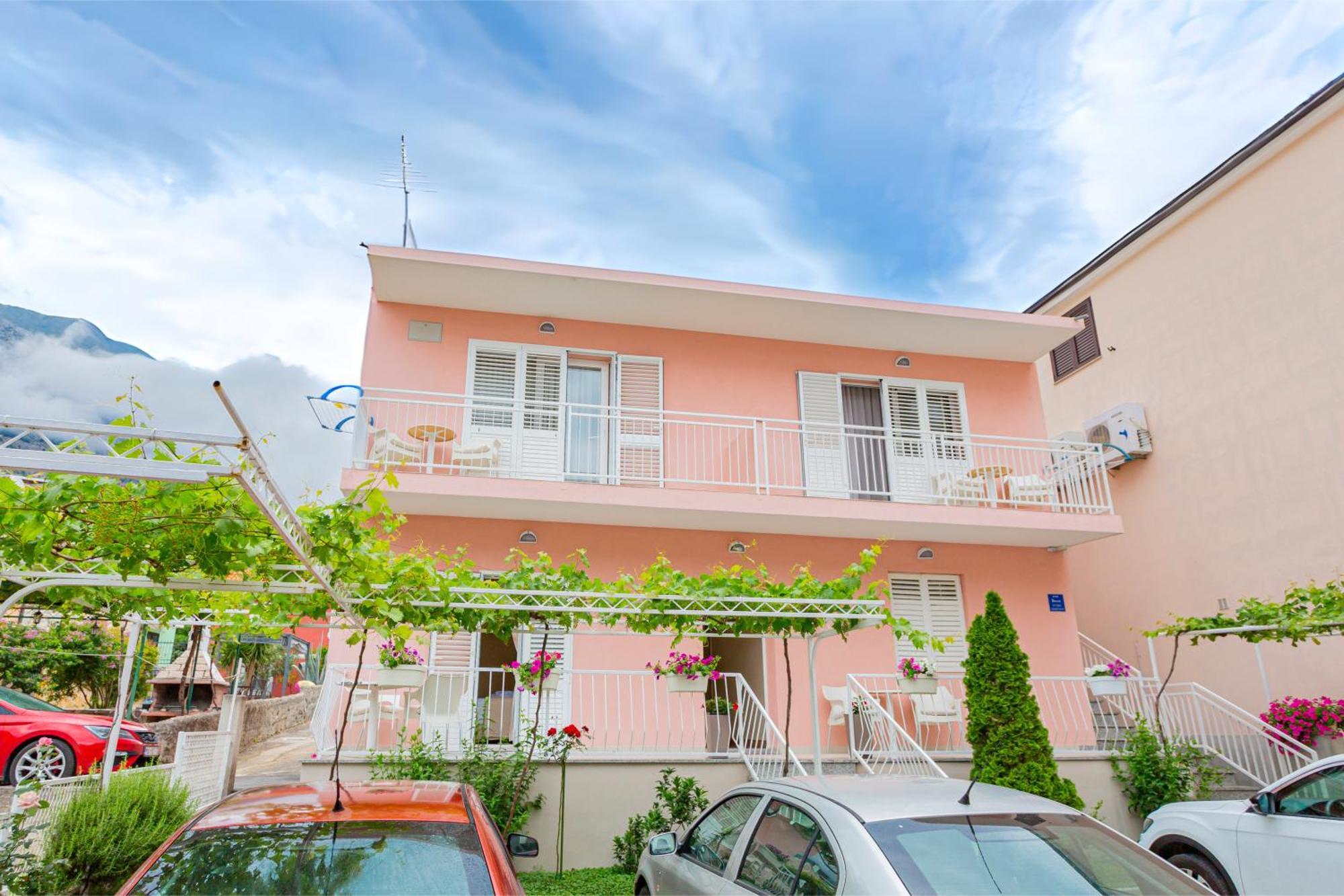 Baska Voda Apartments - Steps From The Beach, Free Parking, Central Location Exterior foto